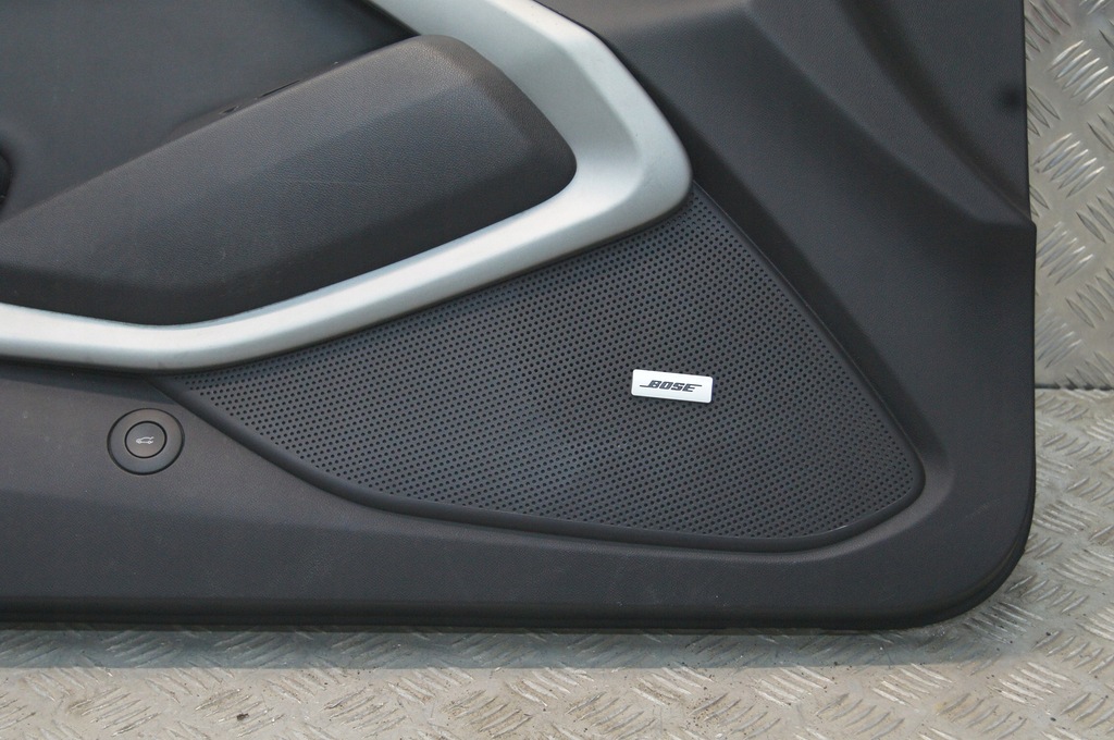 фото №4, Chevrolet camaro vi обшивка дверь левый обивка левая