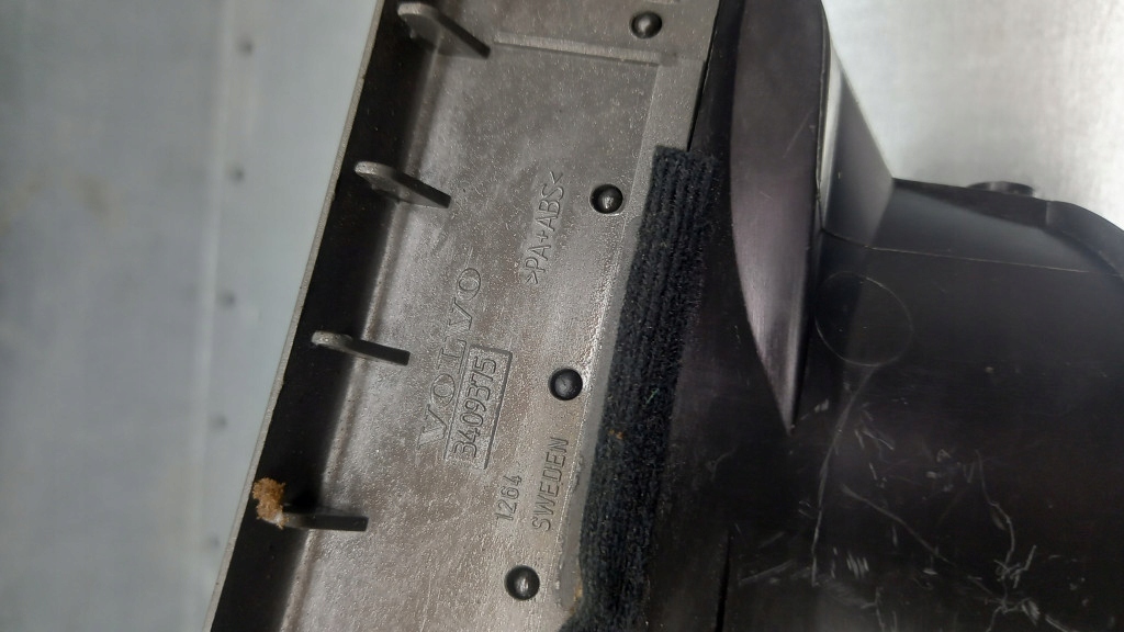 фото №5, Решётка обдув правая volvo v70 ii s60 00-07r