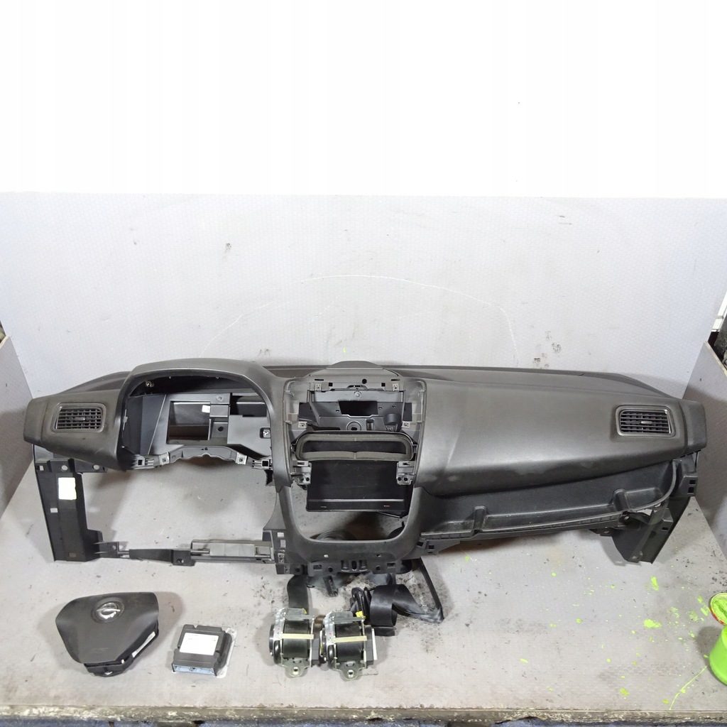 фото №1, Opel combo iii приборная панель подушка безопасности приборная панель консоль