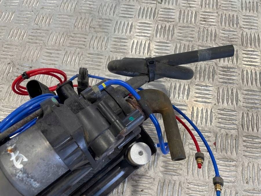 Компрессор подвеска пневматический bmw 7 g11 g12 в Украине