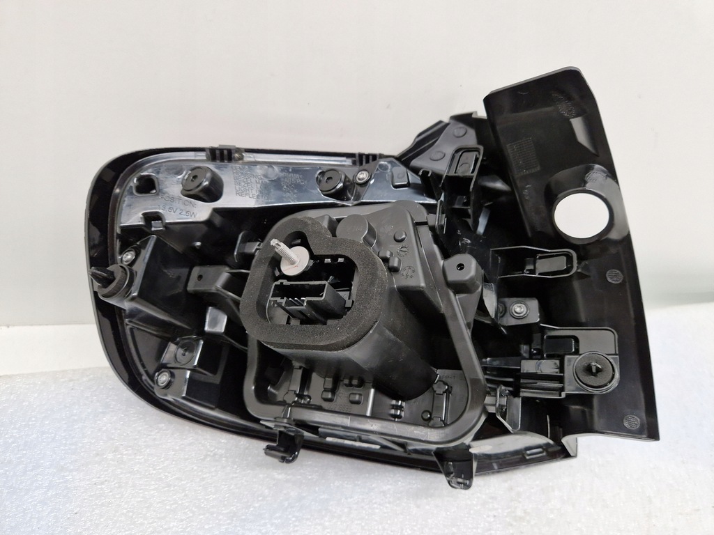 фото №6, Citroen c4 iii лампа задняя задняя правый правая 9831100080