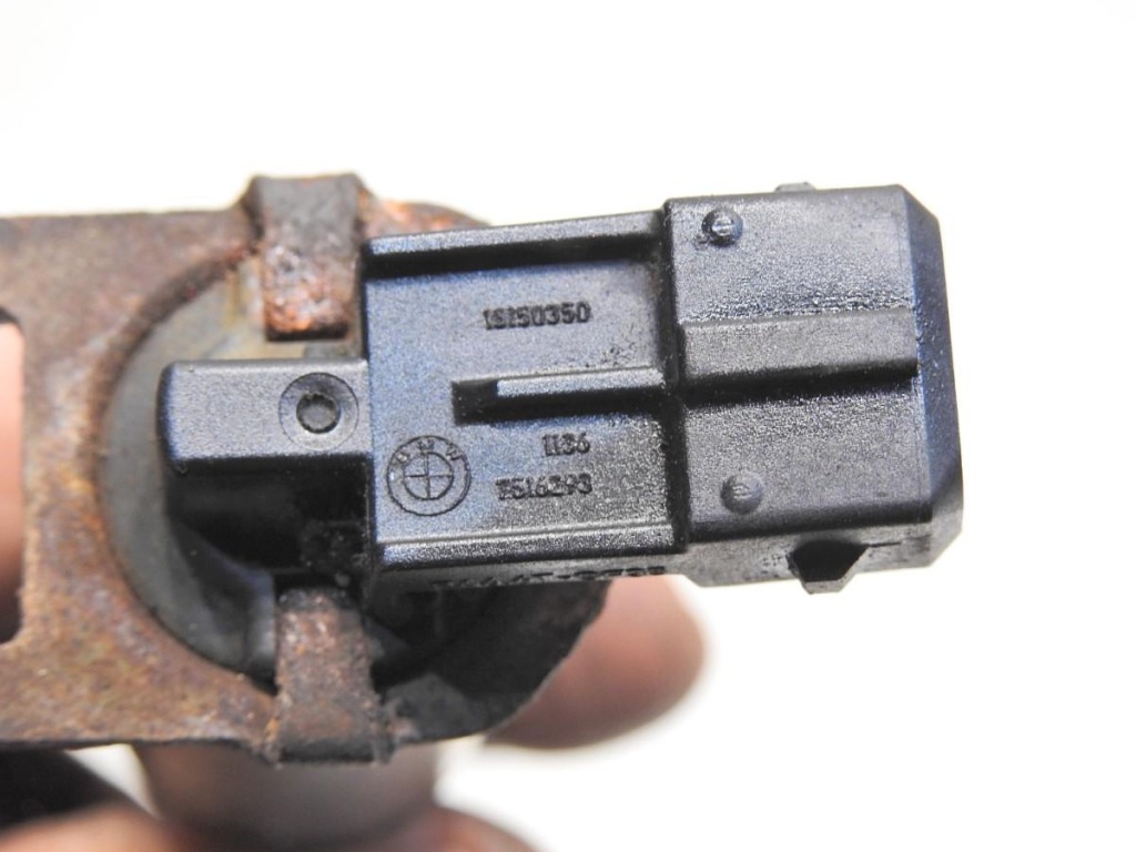 Датчик faz распределительного вала впускной  bmw e61 2.5 7516293 с Разборки