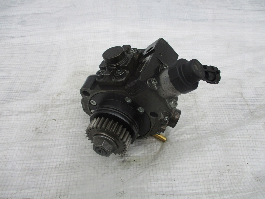 фото №1, Насос упорскування renaul trafic iii scenic nissan opel vivaro 1.6 dci cdti