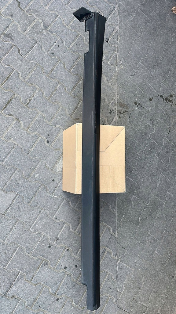 фото №1, Hyundai santa fe 2019- порог правый накладка