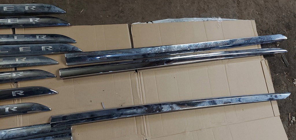 фото №5, Voyager town 11-20r молдинг двері лівий перед хром