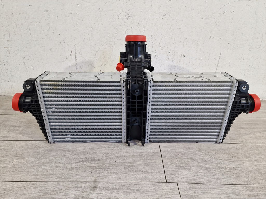 фото №1, Інтеркулер porsche 911 992 turbo