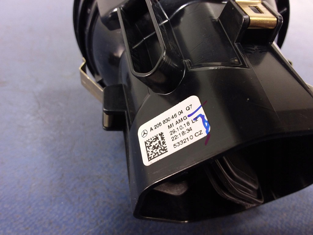 фото №6, Mercedes glc w253 решётка обдув консоли средняя