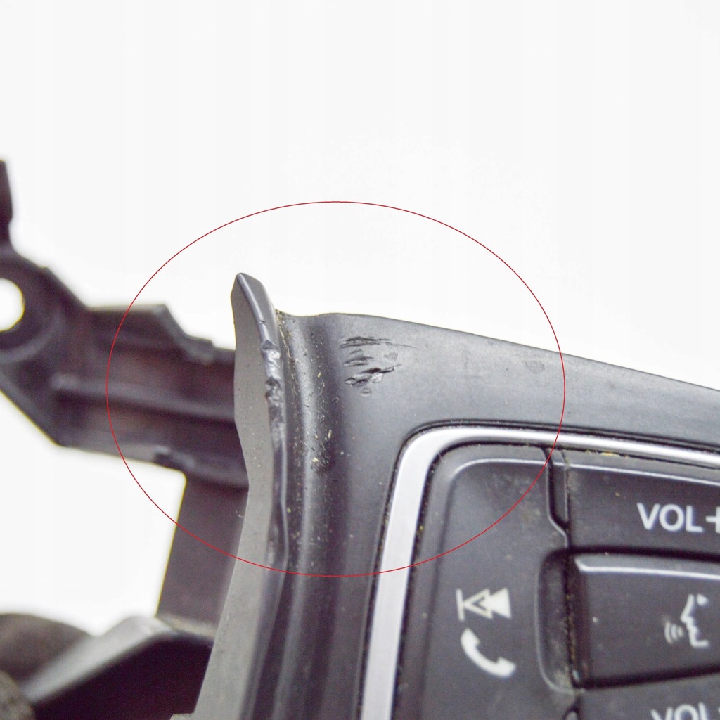 фото №7, Ford focus 2015 переключатель / кнопка руля