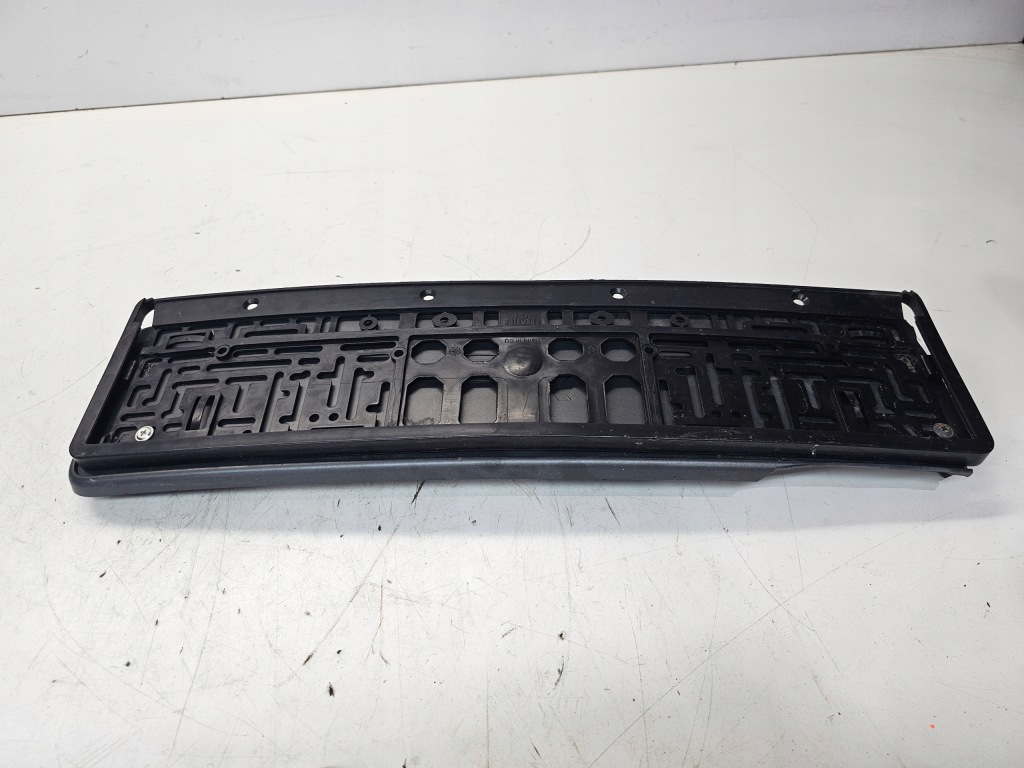 Купить Накладка номерного знака регистрационный a6 c6 4f0807285bs