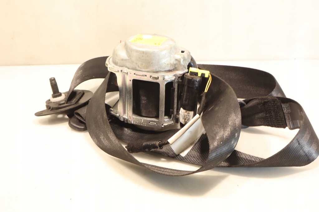 фото №2, Pas безпеки правий перед opel combo e