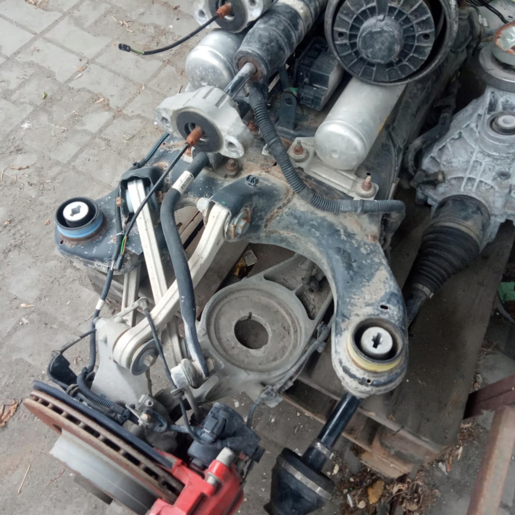 Maserati levante 2016- підвіска задні задні комплектна  оригінал warszawa Зі Шроту