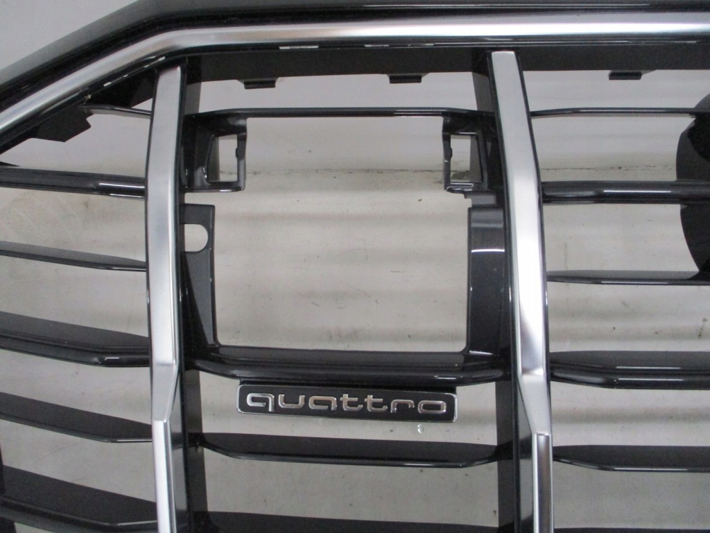 Бампер audi q7 4m0 19r s-line под pdc радар Киев