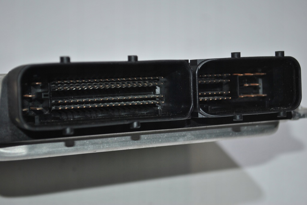 фото №8, Бортовой компьютер двигателя блок управления audi a4 b5 lift 038906019an