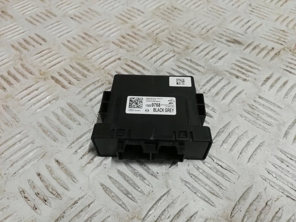 фото №1, Opel karl модуль блок керування pdc 13509768