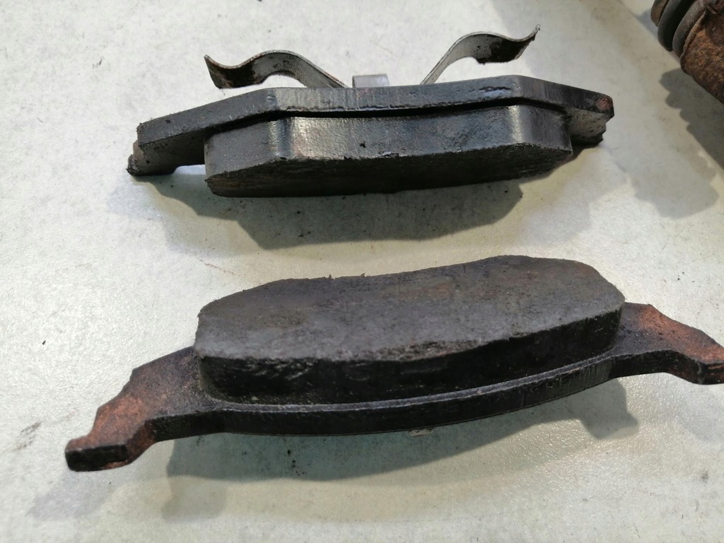 фото №8, Суппорт тормозной правый задняя pt cruiser 2.2 crd