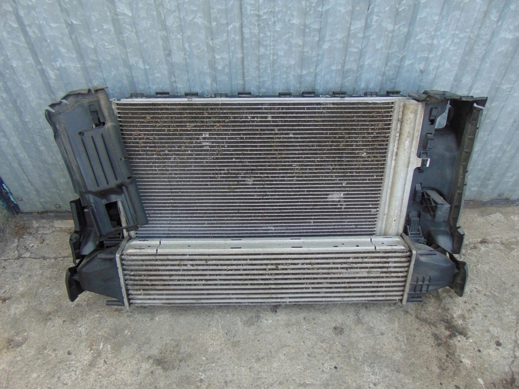 Радиатор воды кондиционер вентилятор volvo v70 2.4 d3 в Украине