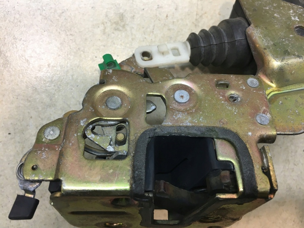 фото №5, Замок двері лівий задня s40 i 2.0