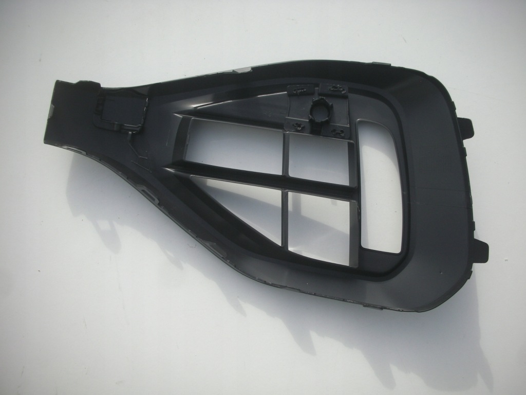 фото №2, Vw t-roc r решётка бампера чёрный лак правая model r