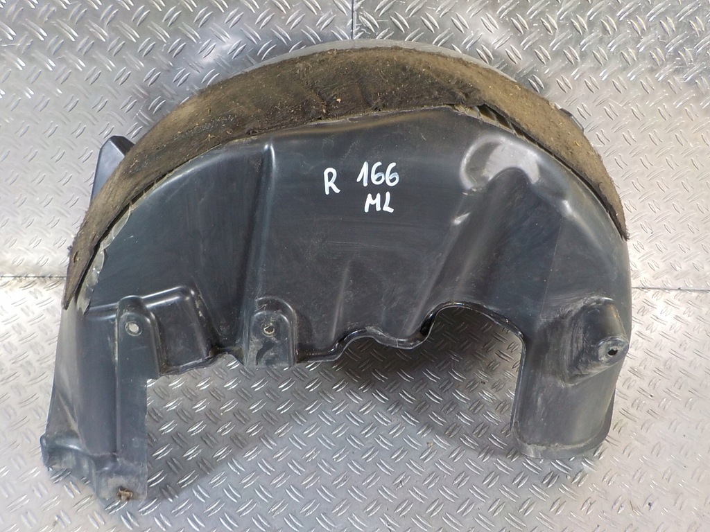 фото №1, Mercedes ml166 11-15 подкрылок задняя задние правое