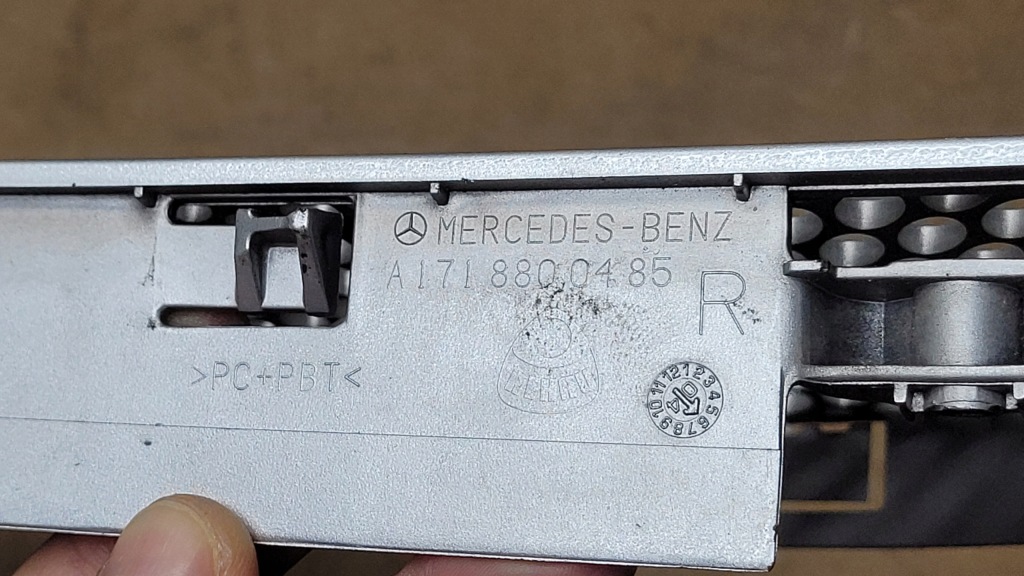 фото №8, Решітка капот права mercedes slk r171 срібляста !!! a1718800485