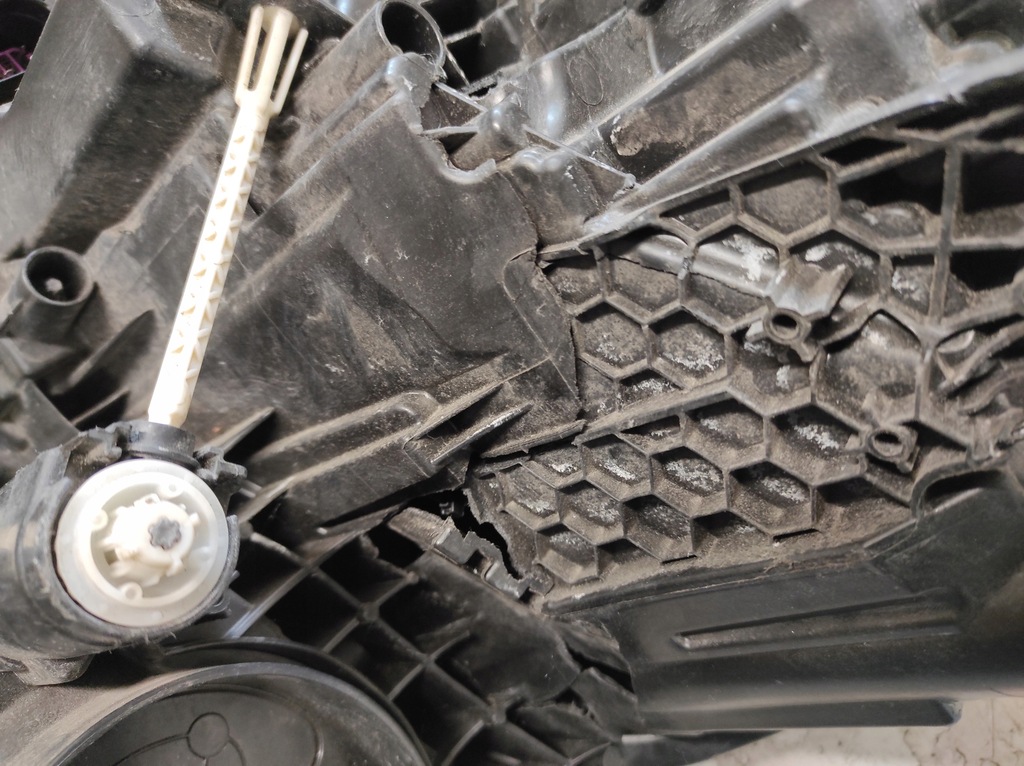 фото №6, Skoda kodiaq 16- лампа правая перед 566941016c - запчасти