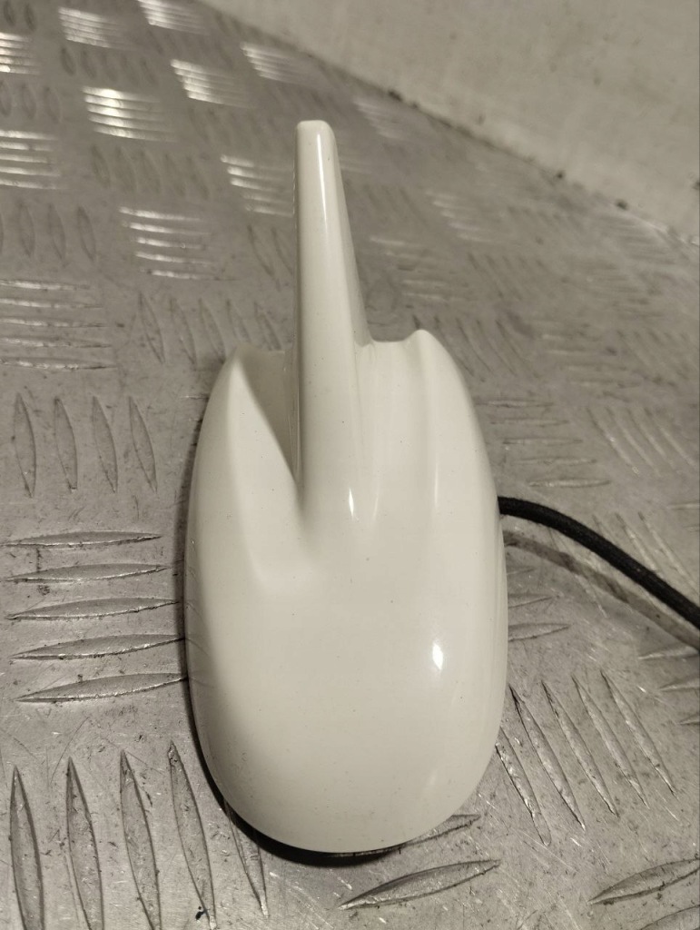 фото №1, Антенна maserati ghibli 2015 670026006