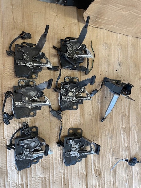 фото №8, Honda civic ufo viii 2006-2012r замок капот перед