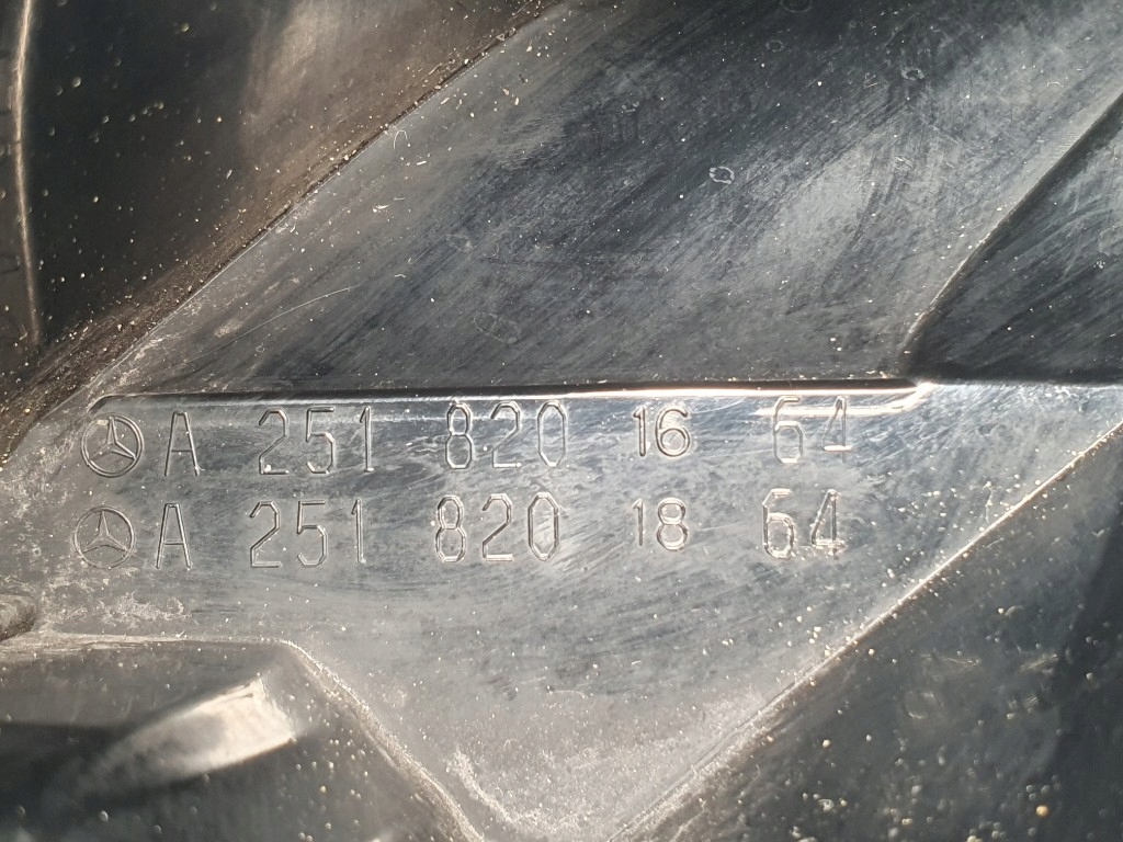 фото №14, Mercedes r-klasa w251 лампа задняя правая europa