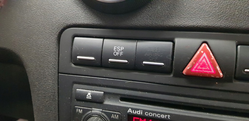фото №7, Вимикач esp кнопка esp audi a3 8p europa