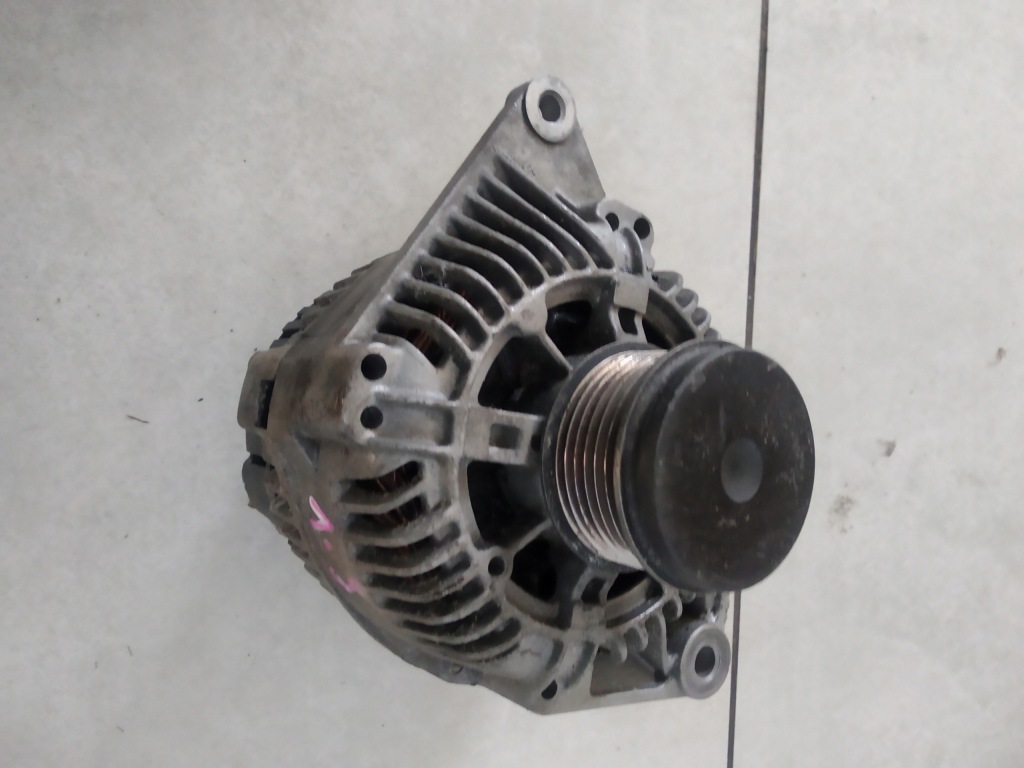 Генератор renault volvo 1.9 7700106501 Ціна