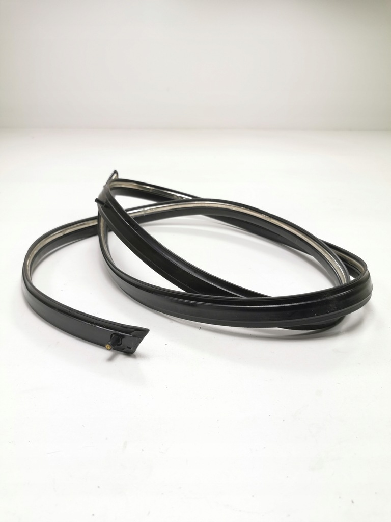 фото №7, Молдинг бампера задня ford sierra mki 1982-1986 оригінальний номер 1623637