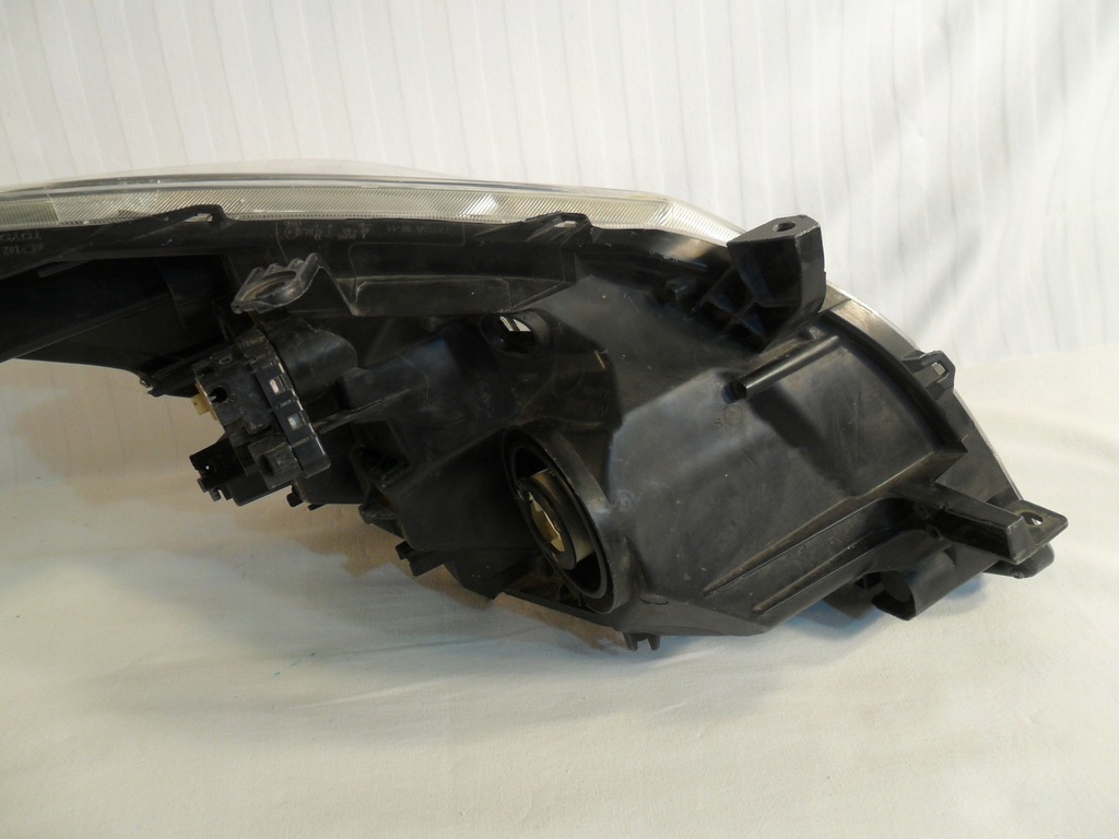 фото №12, Лампа левый перед eu 81170-0f090 toyota verso 2009-