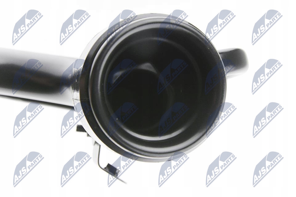 фото №3, Заливная горловина топлива toyota avensis verso 2.0d-4d 01-05