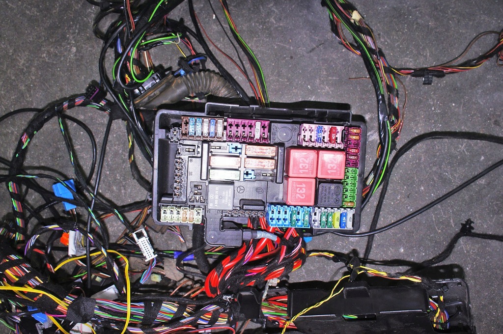 фото №8, Qh251 mercedes w205 ^ джгут салону кабіни