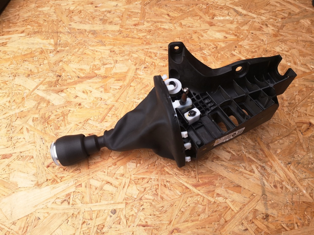 фото №1, Renault master iii lift домкрат передач ручка чехол 2022r bdb