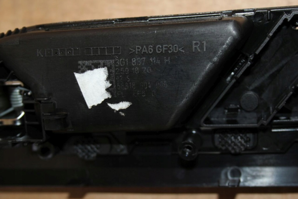 фото №6, Молдинг sonavox дверь перед правое vw passat b8