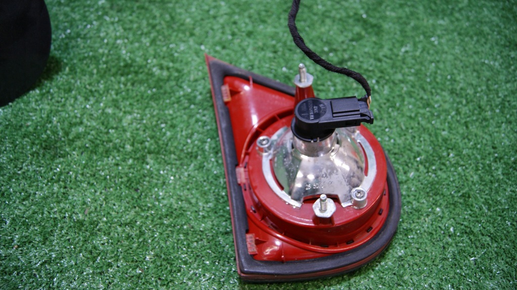 фото №9, Лампы задняя задние комплект volkswagen golf 5 al тёмные тюнинг !