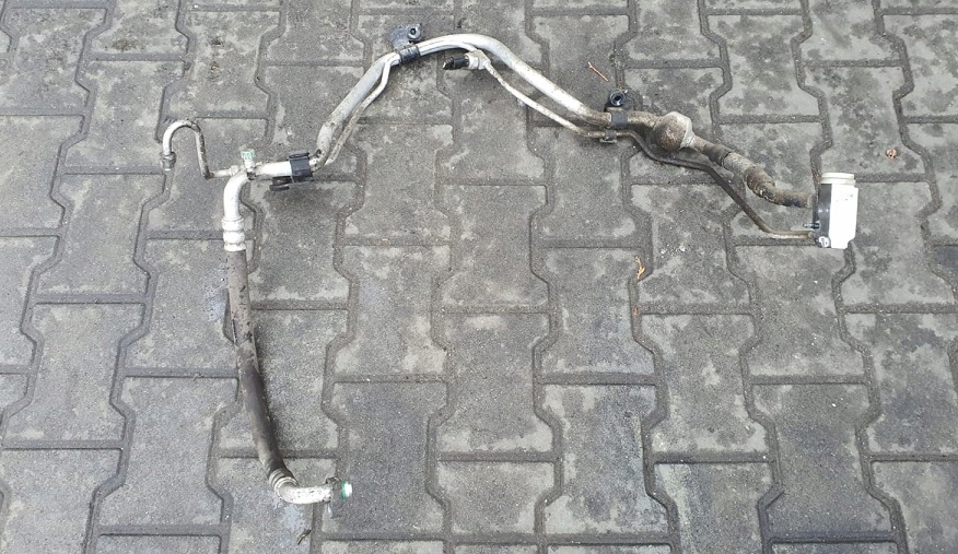 фото №1, Hyundai i30 07-12 трубка шланг кондиціонера 1.4