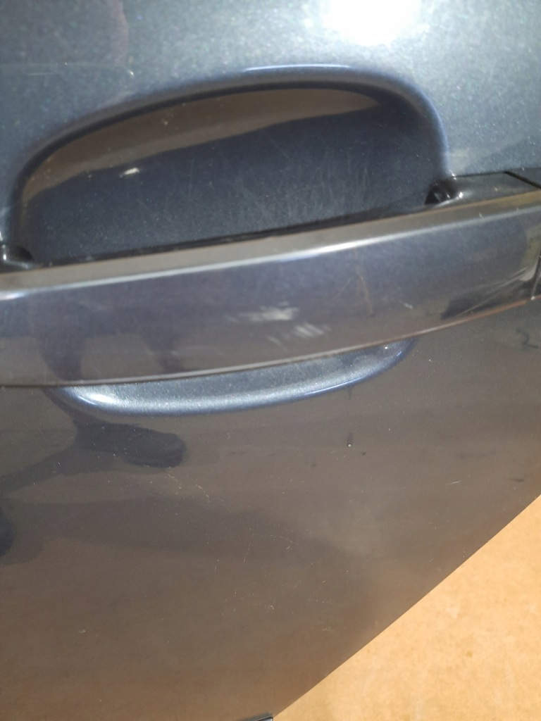 Дверь левый задний  opel astra h универсал z168 04- Недорого