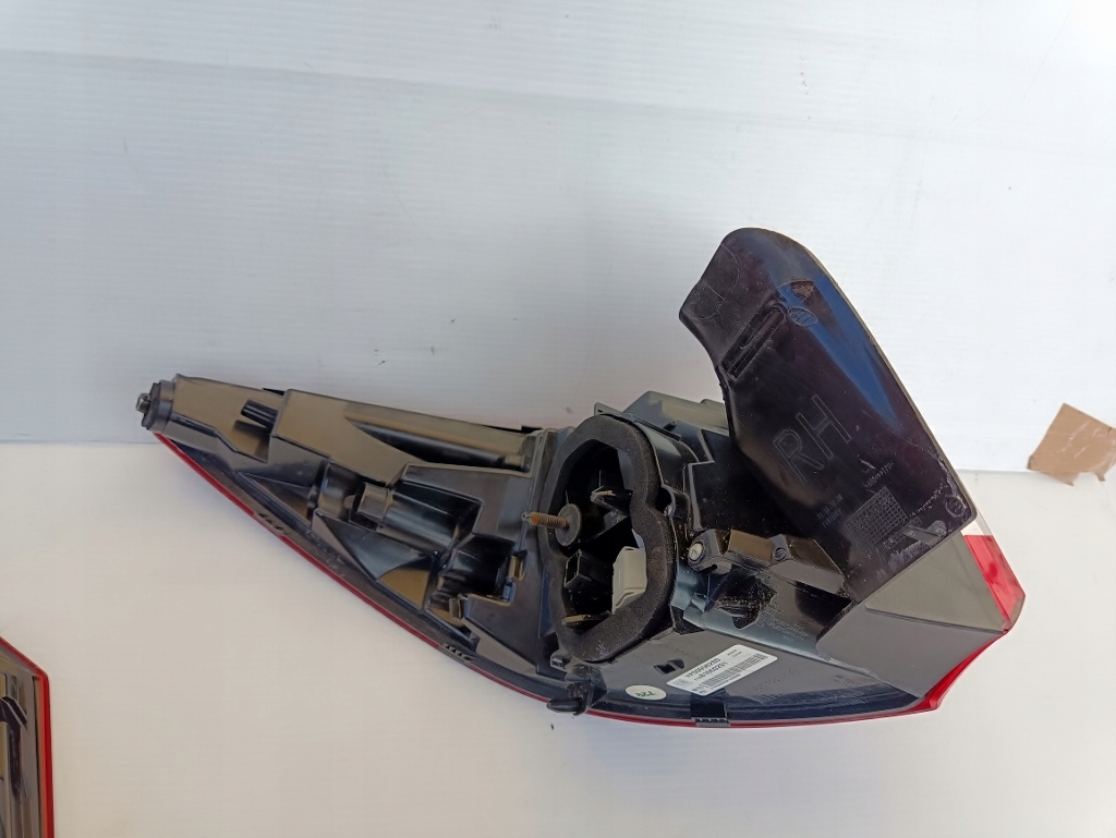 фото №4, Лампа задняя правая opel grandland x yp00098280