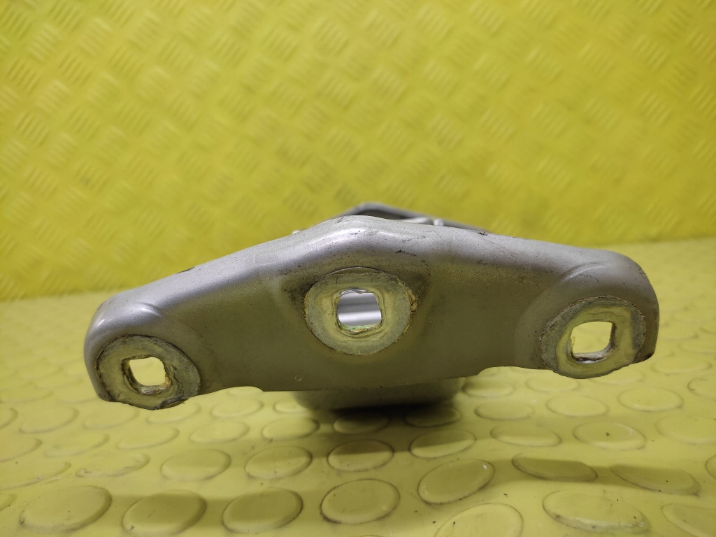 фото №5, Opel vivaro петля двері лівий задня