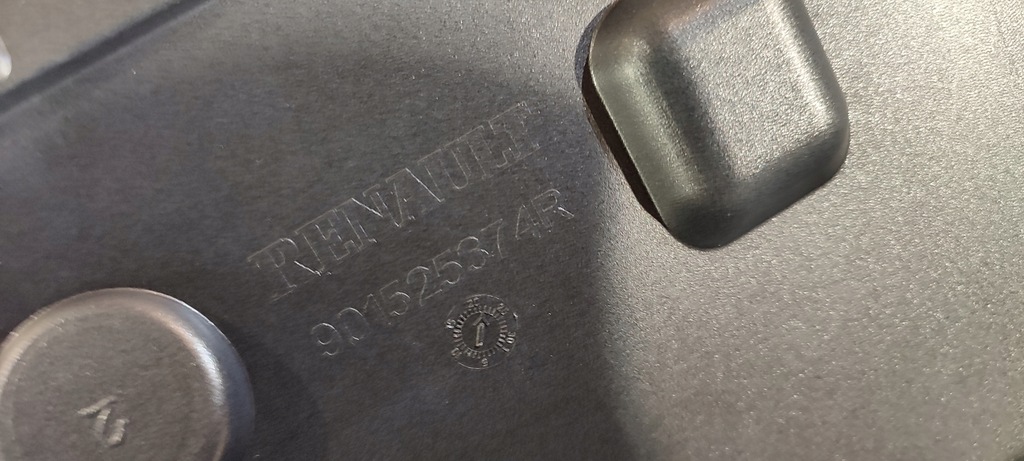 фото №10, Renault megane 4 iv 16- kombi крышка багажника задняя накладка