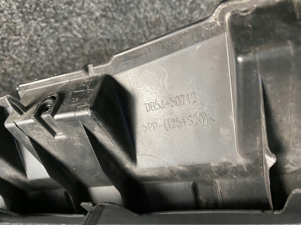 фото №7, Mazda 2 dj 14- решітка радіатора решітка радіатора радіатора db5j-50712