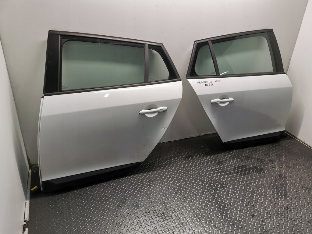 фото №3, Дверь левый задняя renault megane iii kombi ov369