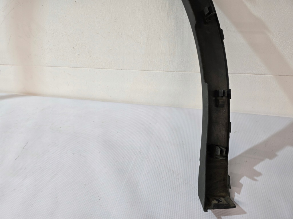 фото №11, Молдинг накладка крыла левый перед vw id4 11a853717e