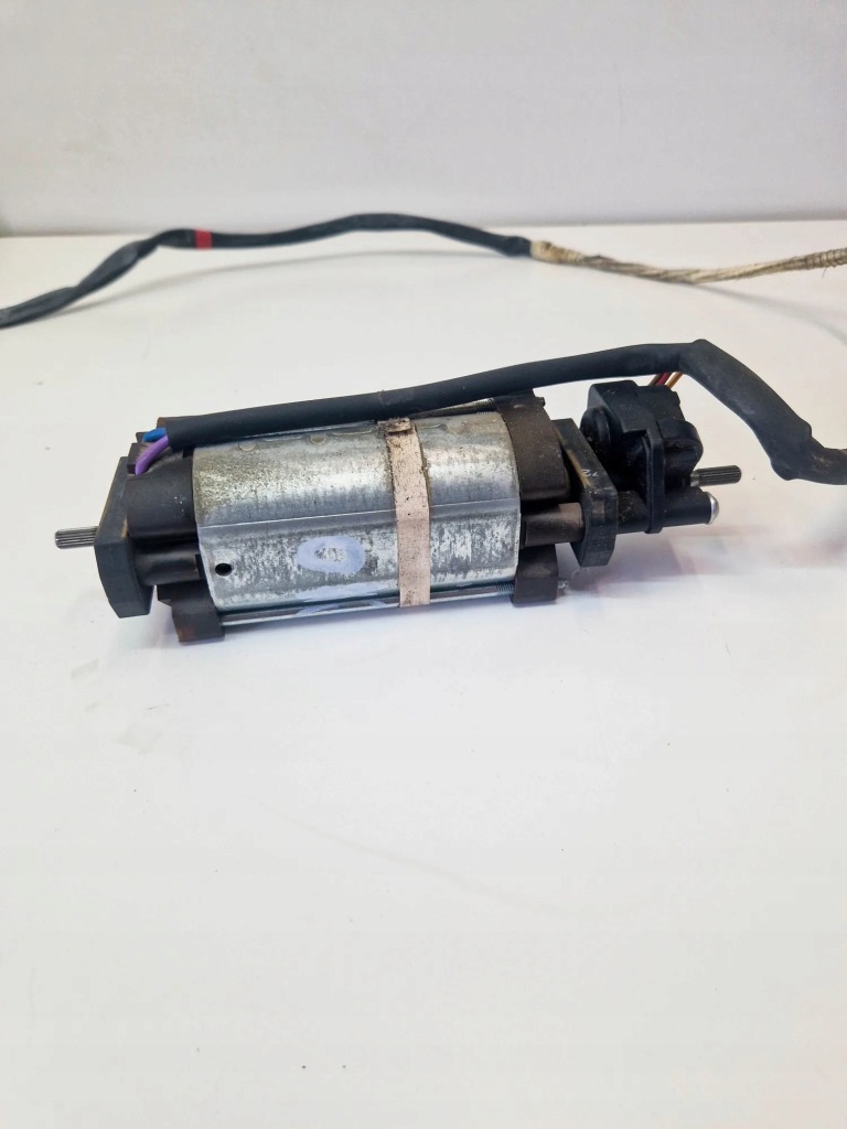 Моторчик передний левого сиденье mercedes-benz sl r129 0130008048 Киев