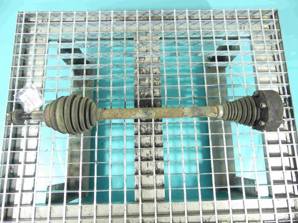 Купить Приводной вал левая vw passat b6 2.0 tdi задний