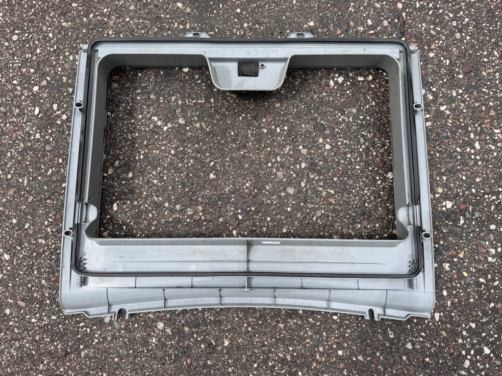 фото №2, Рамка защита люк mercedes actros mp 2 mp 3