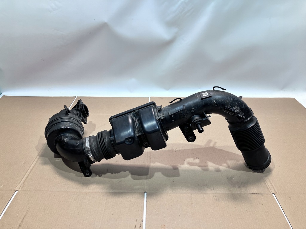 фото №1, Резонатор труба повітря volvo s60 iii 18- 2.0 b