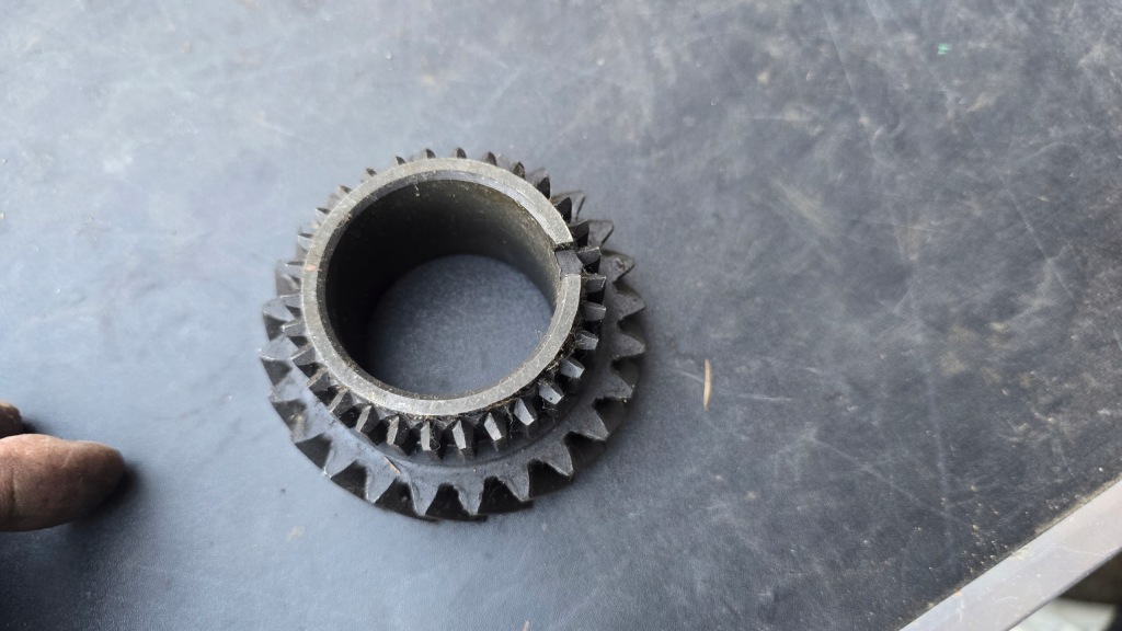 фото №14, Zabytkowy fiat polonez колесо зубчатое коробки передач оригинал nowe prl 25 ząeb